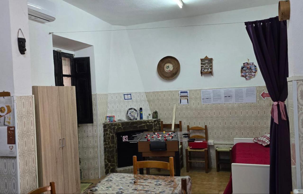 Appartamento In Casa Con Cortili Ad Arbus - Sardegna מראה חיצוני תמונה